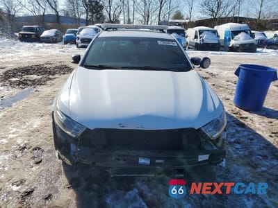 Piąte zdjęcie samochodu w środku: 2019 FORD TAURUS POLICE INTERCEPTOR VIN:1FAHP2MK4KG107705 - miniatura