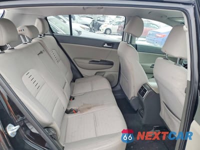 Zdjęcie 10 z 12 samochodu: 2018 KIA SPORTAGE LX VIN:KNDPMCAC8J7446919 - miniatura