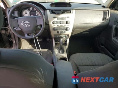 Zdjęcie 8 z 11 samochodu: 2009 FORD FOCUS SE VIN:1FAHP35N69W126819 - miniatura