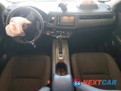 Zdjęcie 8 z 12 samochodu: 2020 HONDA HR-V EX VIN:3CZRU6H53LM720189 - miniatura