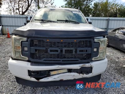 Piąte zdjęcie samochodu w środku: 2020 FORD F350 SUPER DUTY VIN:1FT8W3DT9LED36003 - miniatura