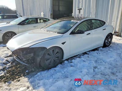 2023 TESLA MODEL S 5YJSA1E5XPF529659 - główne zdjęcie licytacji z USA - miniatura