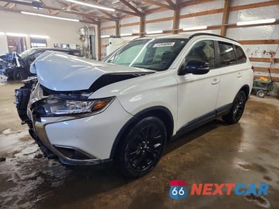 2018 MITSUBISHI OUTLANDER SE JA4AD3A3XJZ060605 - główne zdjęcie licytacji z USA - miniatura