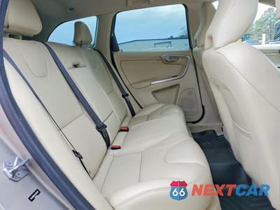 Zdjęcie 11 z 12 samochodu: 2016 VOLVO XC60 T5 PREMIER VIN:YV440MDK5G2781582 - miniatura