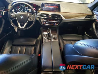 Zdjęcie 8 z 12 samochodu: 2019 BMW 530 XI VIN:WBAJA7C52KG909740 - miniatura