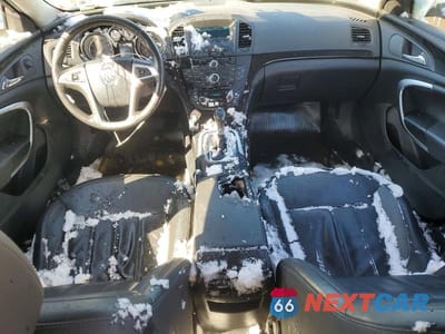 Zdjęcie 8 z 11 samochodu: 2011 BUICK REGAL VIN:W04GN5EC0B1100705 - miniatura