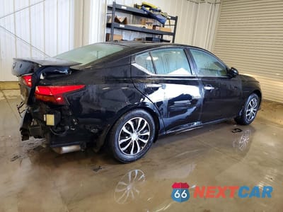 Trzecie zdjęcie samochodu z tyłu: 2020 NISSAN ALTIMA 2.5 S VIN:1N4BL4BV8LC119276 - miniatura