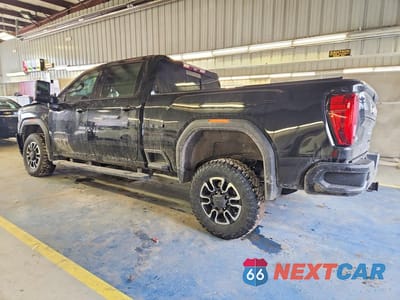 Drugie zdjęcie samochodu z przodu: 2020 GMC SIERRA K2500 AT4 VIN:1GT49PEY3LF198671 - miniatura
