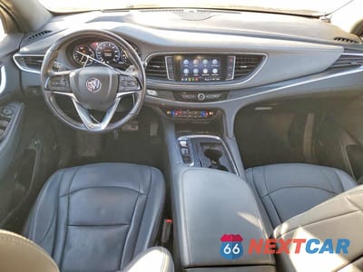 Zdjęcie 8 z 13 samochodu: 2022 BUICK ENCLAVE PREMIUM VIN:5GAEVBKW3NJ133388 - miniatura