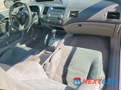 Zdjęcie 8 z 12 samochodu: 2010 HONDA CIVIC LX VIN:2HGFG1B62AH523824 - miniatura