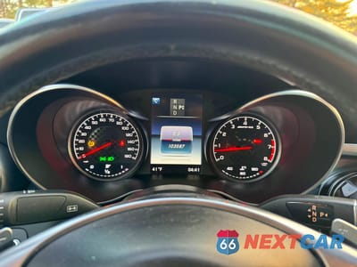 Zdjęcie 7 z 10 samochodu: 2017 MERCEDES-BENZ C 43 4MATIC AMG VIN:WDDWJ6EB1HF452137 - miniatura