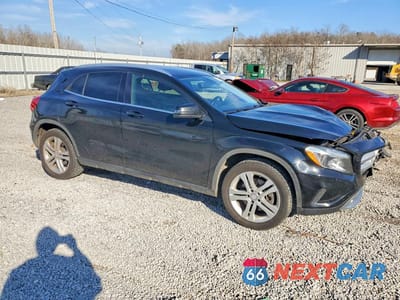 Czwarte zdjęcie samochodu z boku: 2015 MERCEDES-BENZ GLA 250 4MATIC VIN:WDCTG4GB8FJ169185 - miniatura