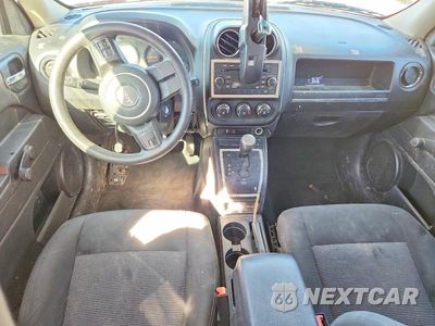 Zdjęcie 8 z 13 samochodu: 2015 JEEP PATRIOT SPORT VIN:1C4NJPBB2FD179492 - miniatura