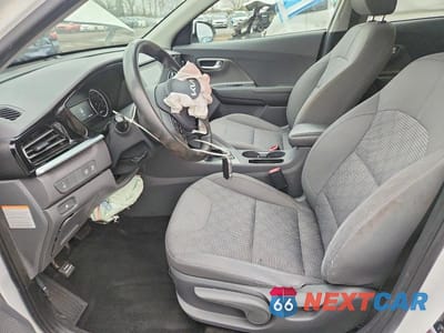 Zdjęcie 7 z 13 samochodu: 2022 KIA NIRO LX VIN:KNDCB3LC3N5539737 - miniatura