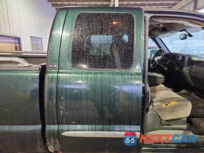 Zdjęcie 10 z 11 samochodu: 2004 GMC SIERRA K2500 HEAVY DUTY VIN:1GTHK29U74E219206 - miniatura