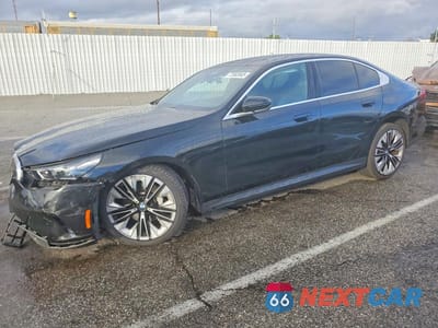 2025 BMW 530 I WBA43FJ03SCU16102 - główne zdjęcie licytacji z USA - miniatura