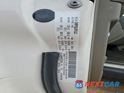 Zdjęcie 12 z 13 samochodu: 2009 JEEP COMMANDER SPORT VIN:1J8HH48PX9C555921 - miniatura