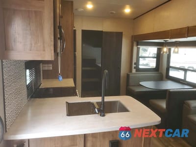 Zdjęcie 6 z 10 samochodu: 2023 JAYCO EAGLE 29.5BHOK VIN:1UJCA0BS8P1P50081 - miniatura