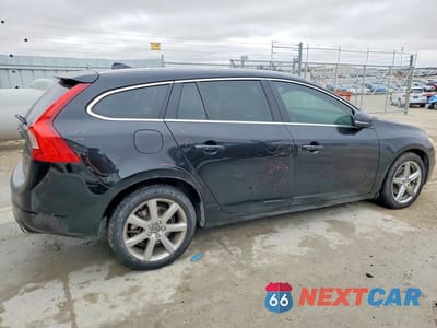 Trzecie zdjęcie samochodu z tyłu: 2017 VOLVO V60 T5 PREMIER VIN:YV140MEK0H1331468 - miniatura