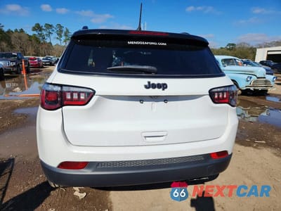 Zdjęcie 6 z 13 samochodu: 2022 JEEP COMPASS LATITUDE VIN:3C4NJCBB8NT179854 - miniatura