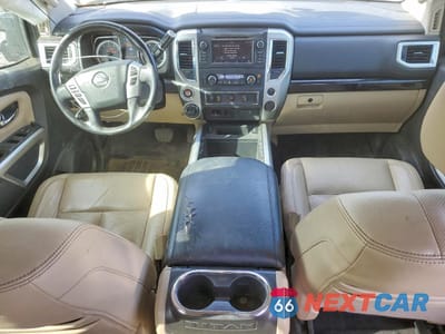 Zdjęcie 8 z 13 samochodu: 2019 NISSAN TITAN SV VIN:1N6AA1E57KN504320 - miniatura