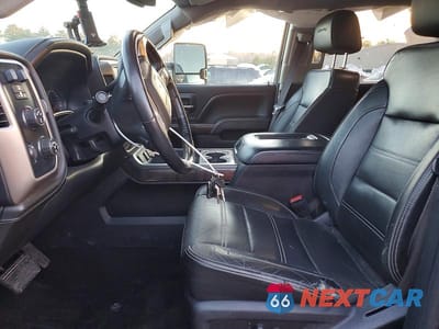 Zdjęcie 7 z 11 samochodu: 2016 GMC SIERRA K2500 DENALI VIN:1GT12UE84GF130049 - miniatura