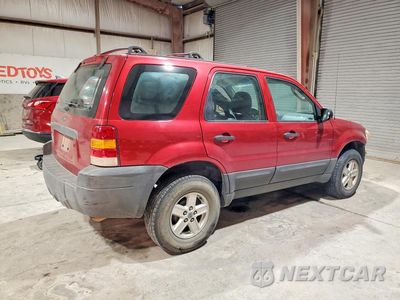 Trzecie zdjęcie samochodu z tyłu: 2005 FORD ESCAPE XLS VIN:1FMYU02Z55KB01979 - miniatura
