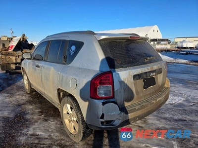 Drugie zdjęcie samochodu z przodu: 2013 JEEP COMPASS VIN:1C4NJCAB1DD116245 - miniatura