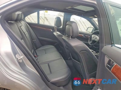 Zdjęcie 10 z 12 samochodu: 2009 MERCEDES-BENZ C 300 4MATIC VIN:WDDGF81XX9R047719 - miniatura