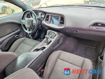 Zdjęcie 8 z 12 samochodu: 2019 DODGE CHALLENGER SXT VIN:2C3CDZGG5KH709017 - miniatura