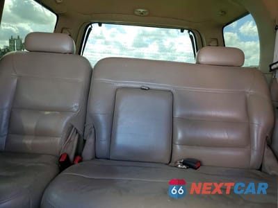 Zdjęcie 10 z 12 samochodu: 1999 LINCOLN NAVIGATOR VIN:5LMPU28A1XLJ27269 - miniatura