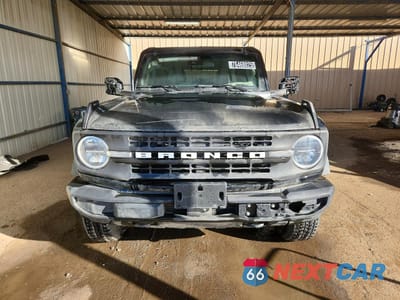 Piąte zdjęcie samochodu w środku: 2025 FORD BRONCO BIG BEND VIN:1FMDE7BH8SLA64783 - miniatura