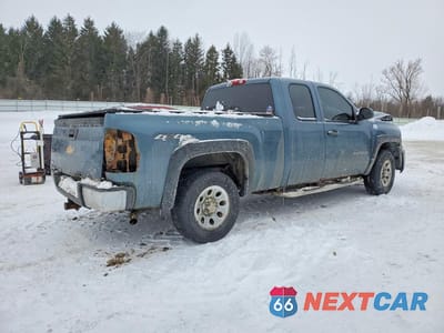 Trzecie zdjęcie samochodu z tyłu: 2010 CHEVROLET SILVERADO K1500 VIN:1GCSKPE36AZ134703 - miniatura