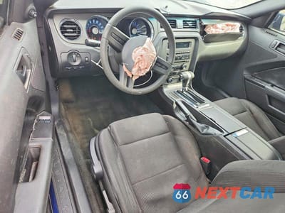 Zdjęcie 8 z 13 samochodu: 2012 FORD MUSTANG VIN:1ZVBP8AM0C5247057 - miniatura