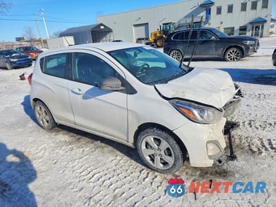 Czwarte zdjęcie samochodu z boku: 2021 CHEVROLET SPARK LS VIN:KL8CA6SA7MC226245 - miniatura