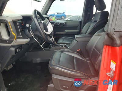 Zdjęcie 7 z 12 samochodu: 2023 FORD BRONCO BASE VIN:1FMEE5DH8PLB33825 - miniatura