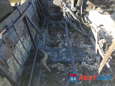 Zdjęcie 10 z 11 samochodu: 2004 CHEV SILVERADO VIN:1GCEC19V64Z327781 - miniatura