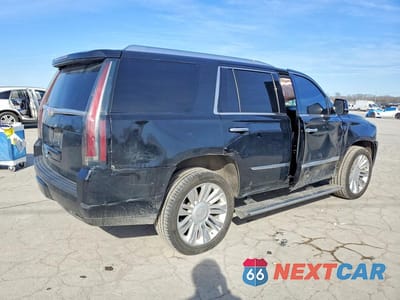 Trzecie zdjęcie samochodu z tyłu: 2019 CADILLAC ESCALADE PLATINUM VIN:1GYS4DKJ3KR201247 - miniatura
