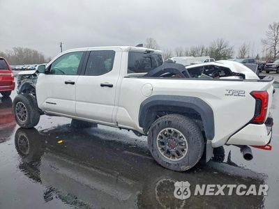Drugie zdjęcie samochodu z przodu: 2025 TOYOTA TACOMA DOUBLE CAB VIN:3TMLB5JNXSM120127 - miniatura