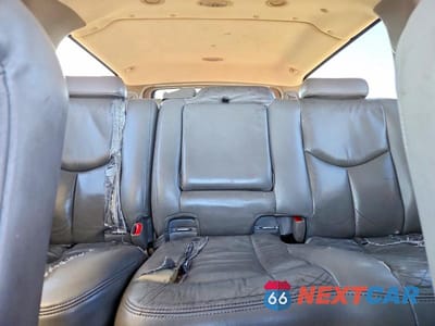 Zdjęcie 10 z 12 samochodu: 2005 GMC YUKON XL K1500 VIN:1GKFK16Z45J251013 - miniatura