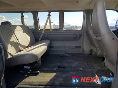 Zdjęcie 6 z 10 samochodu: 2019 CHEVROLET EXPRESS G3500 LT VIN:1GAZGPFG1K1206921 - miniatura