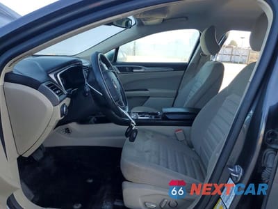 Zdjęcie 7 z 11 samochodu: 2019 FORD FUSION SE VIN:3FA6P0T96KR179668 - miniatura