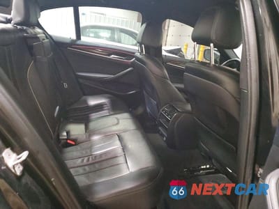 Zdjęcie 10 z 12 samochodu: 2019 BMW 530 XI VIN:WBAJA7C52KG909740 - miniatura