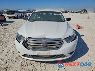 Piąte zdjęcie samochodu w środku: 2017 FORD TAURUS SE VIN:1FAHP2D81HG132428 - miniatura