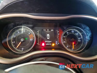 Zdjęcie 9 z 13 samochodu: 2016 JEEP CHEROKEE LATITUDE VIN:1C4PJMCB4GW348603 - miniatura