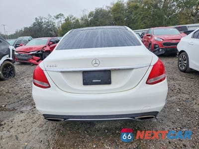 Zdjęcie 6 z 12 samochodu: 2016 MERCEDES-BENZ C 300 VIN:55SWF4JB4GU098489 - miniatura