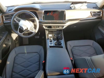 Zdjęcie 8 z 13 samochodu: 2024 VOLKSWAGEN ATLAS SE VIN:1V2JR2CA2RC516252 - miniatura
