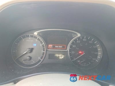 Zdjęcie 9 z 13 samochodu: 2015 NISSAN PATHFINDER S VIN:5N1AR2MN0FC685714 - miniatura