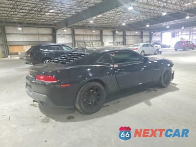 Trzecie zdjęcie samochodu z tyłu: 2015 CHEVROLET CAMARO LT VIN:2G1FD1E39F9257060 - miniatura