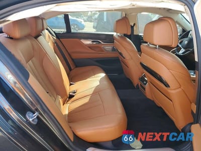Zdjęcie 10 z 11 samochodu: 2018 BMW 740 I VIN:WBA7E2C57JG743361 - miniatura